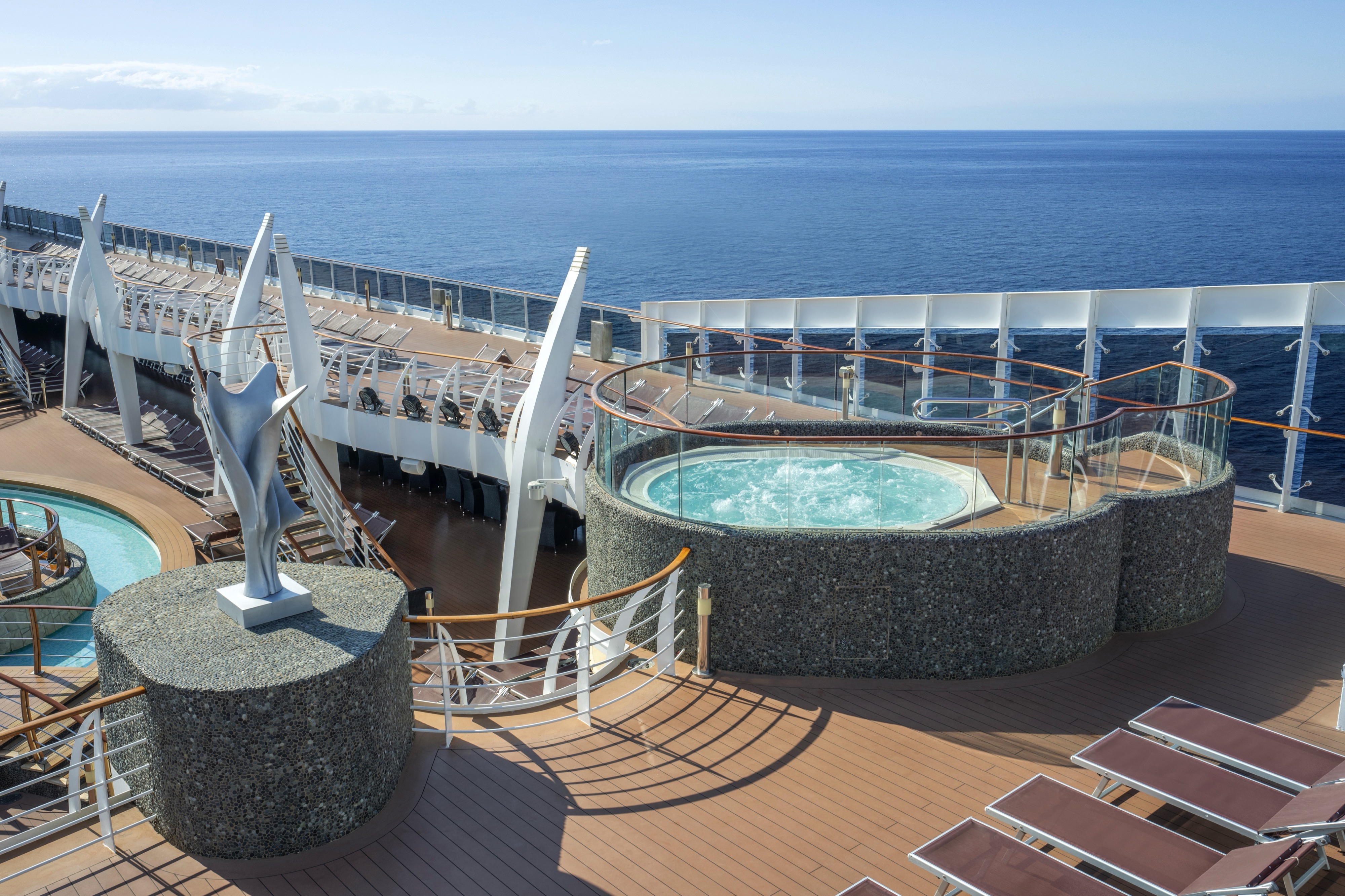 MSC Divina - Swimming Pools